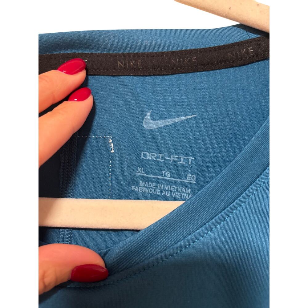 Nike Blue Dri-Fit XL Short Sleeve T-Shirt - Picture 4 of 8